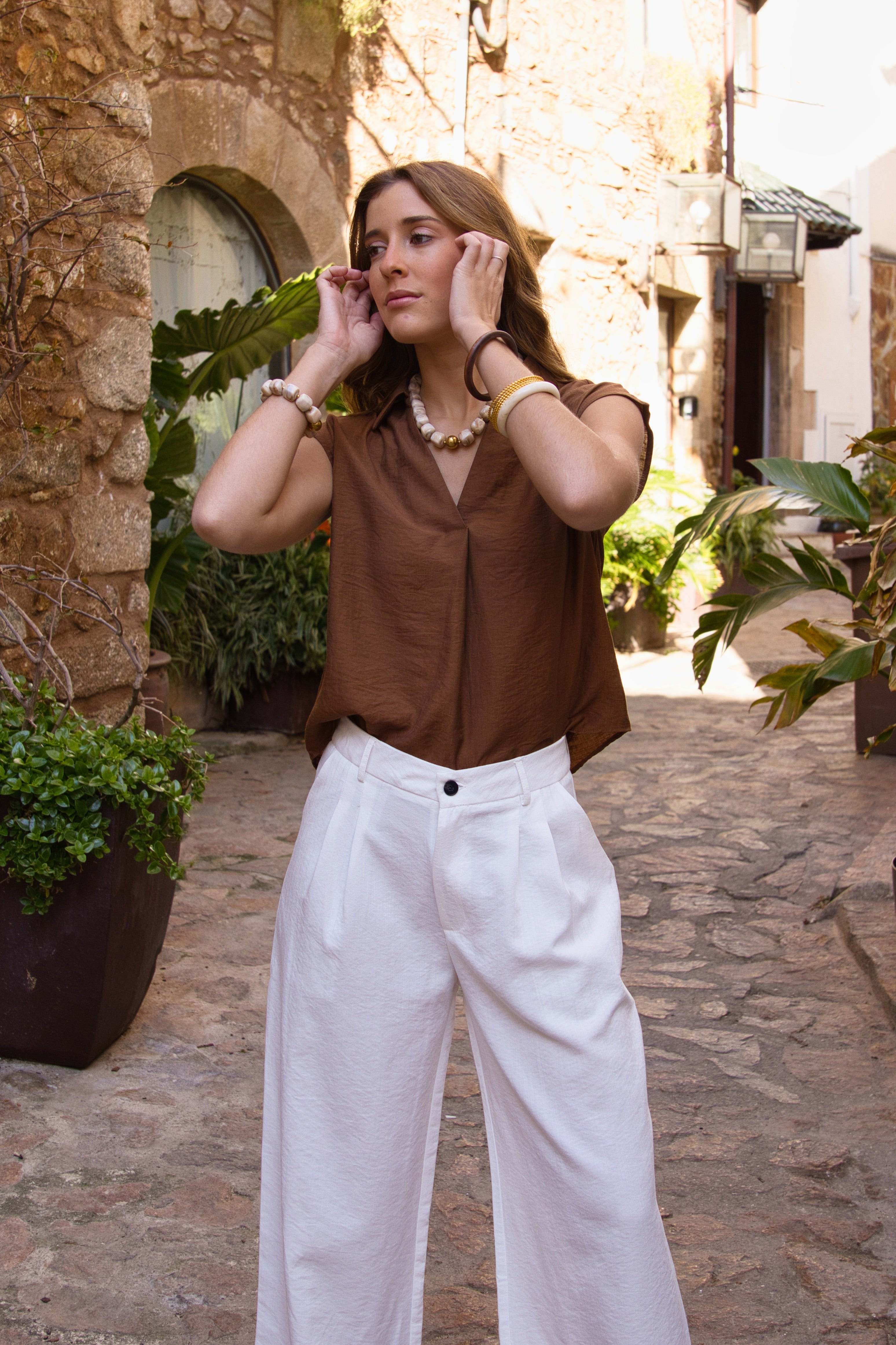 Fluid Blouse with Soft Chic Neck