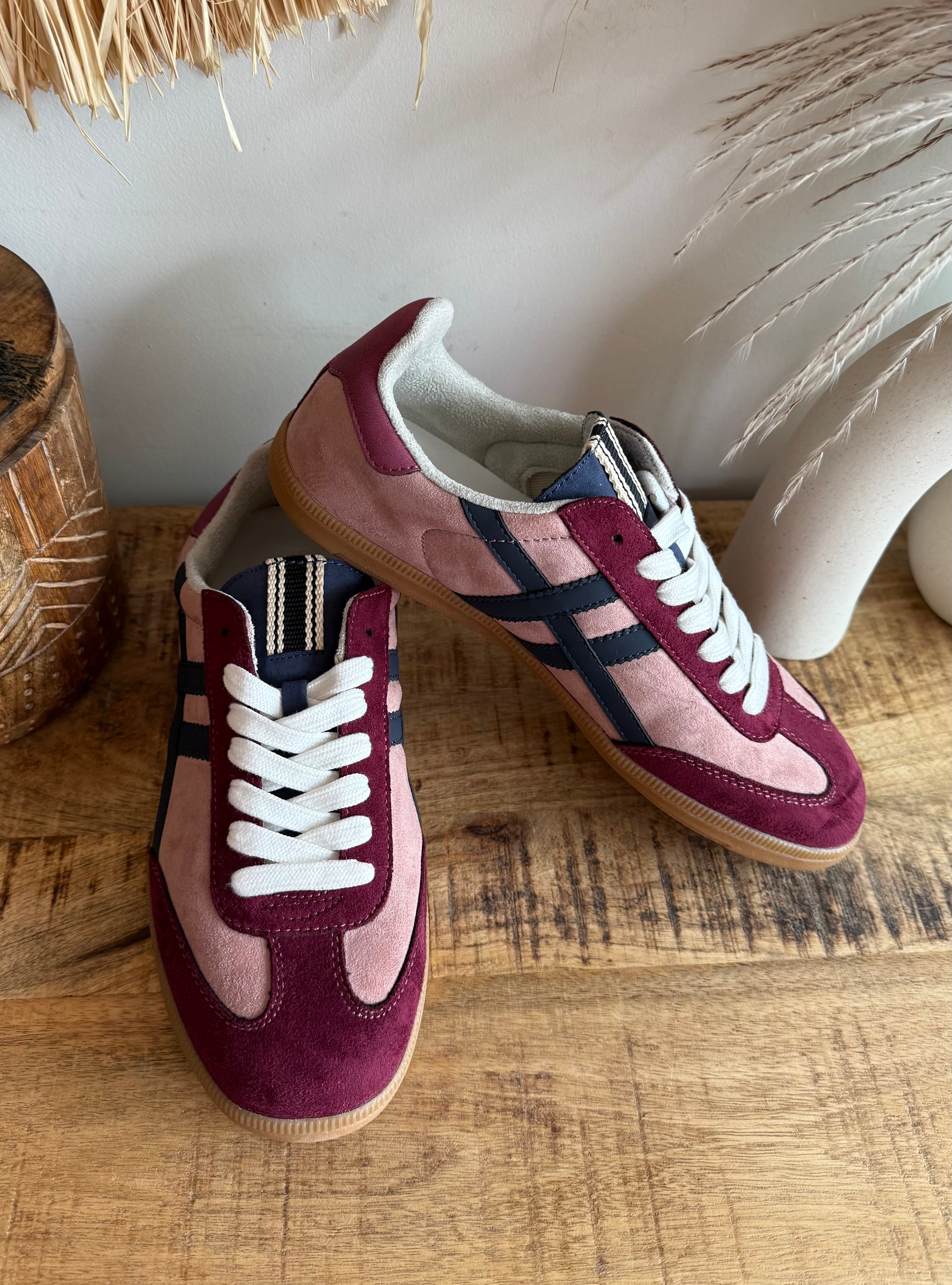 🤍 Sneakers Retro Combinadas