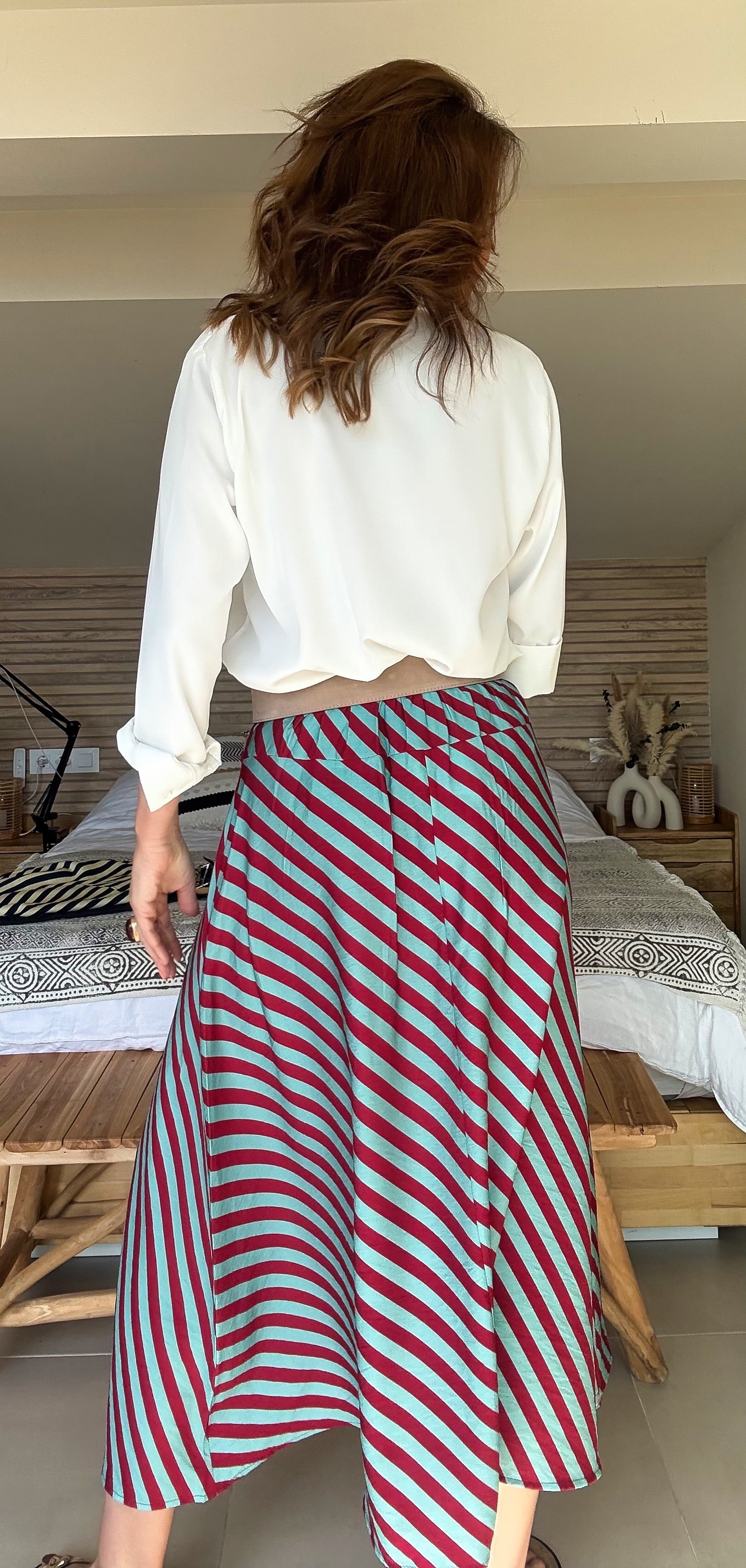 Falda Midi Asimétrica Rayas Mediterráneo