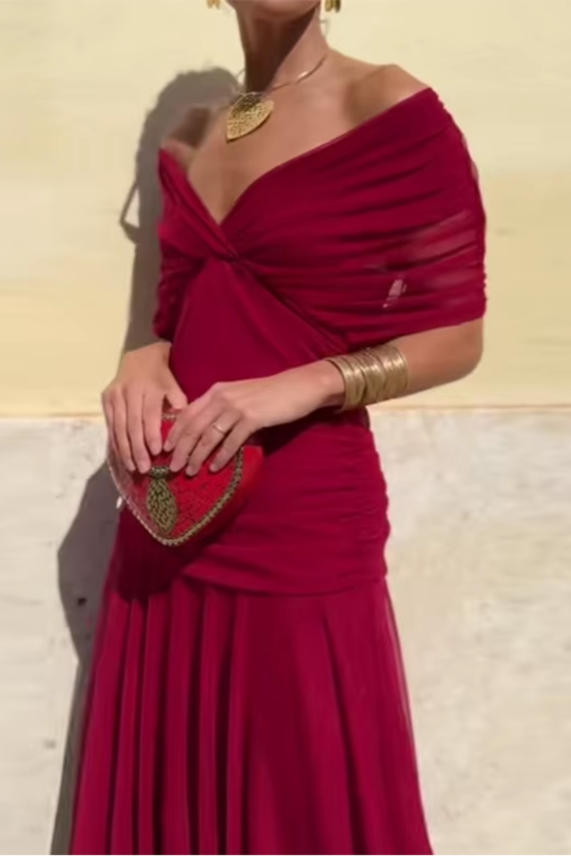 LOUISE | VESTIDO LARGO DE FIESTA ELEGANTE CON CUELLO EN V