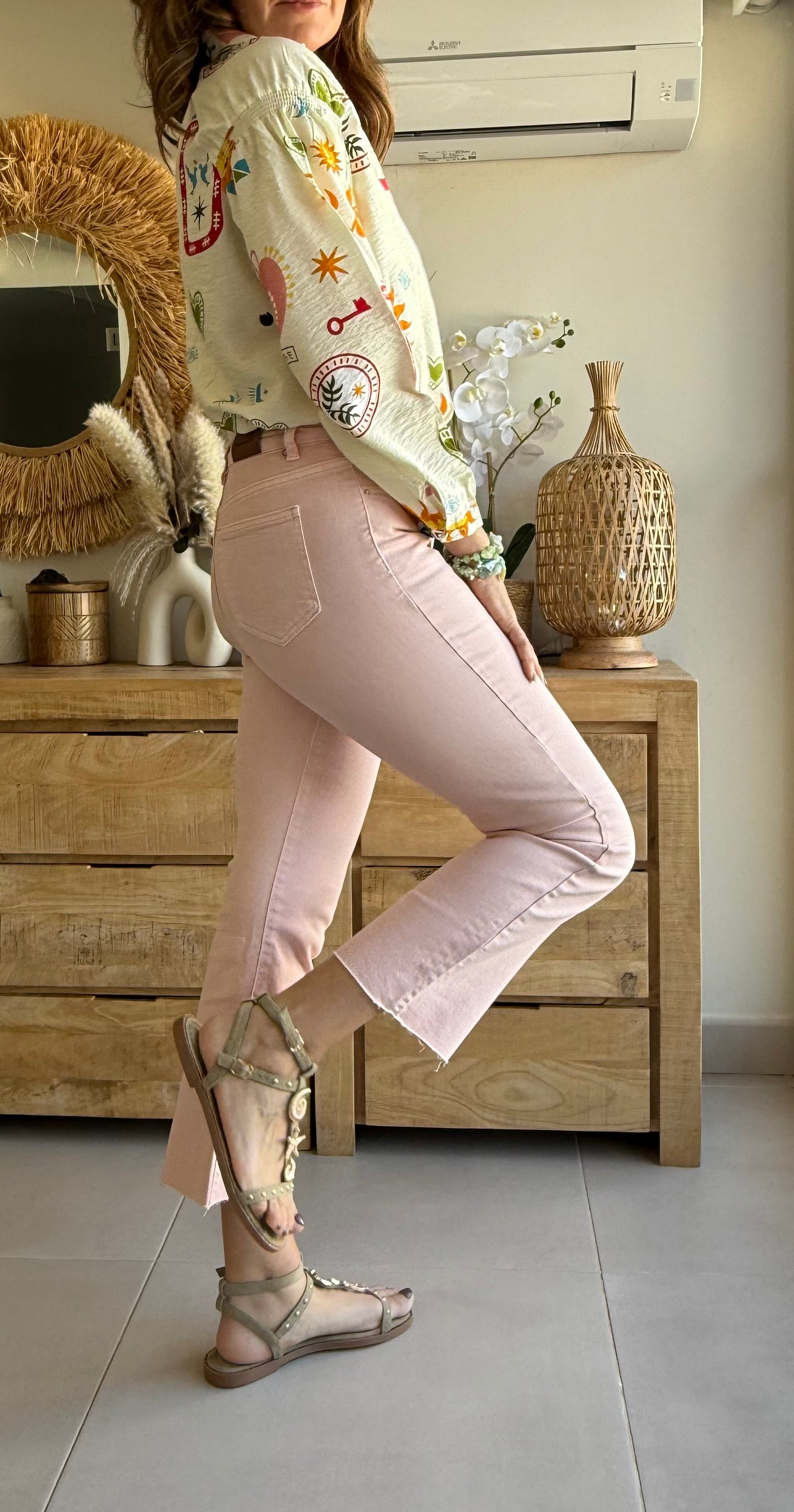 Pantalón Denim Cropped Flare Colors