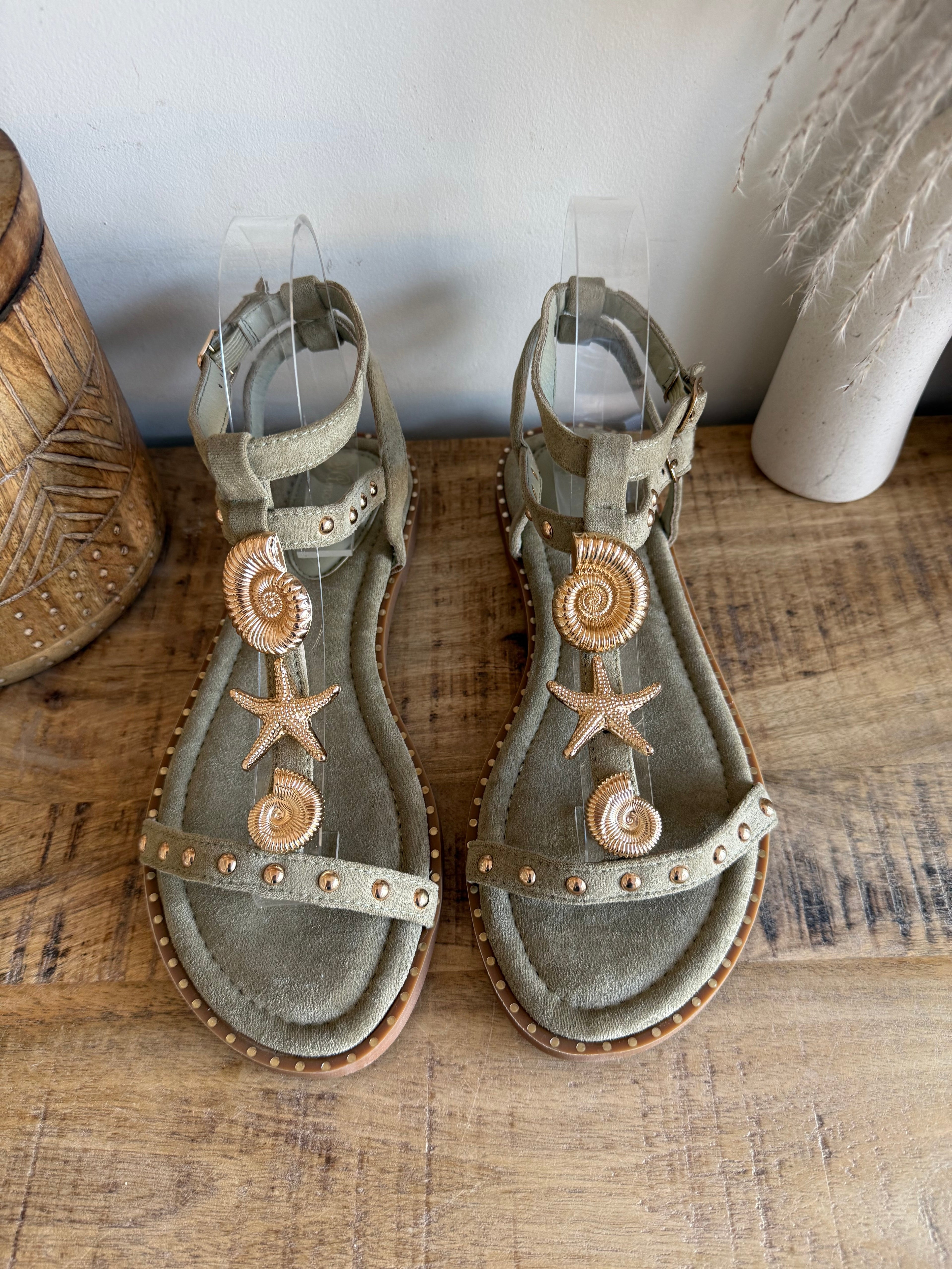 Sandalias Conchas