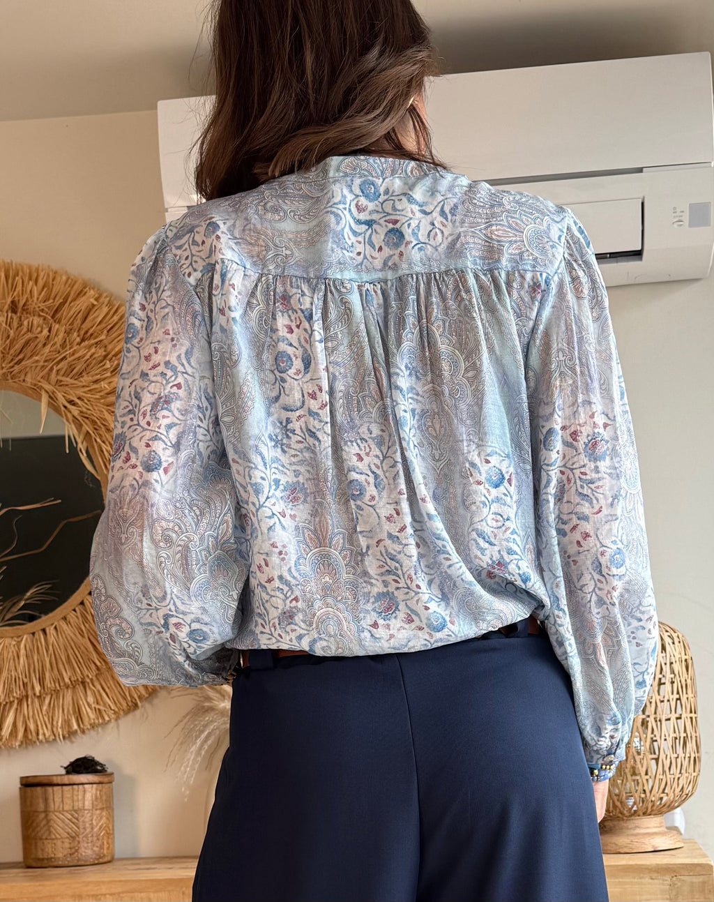 Blusa Paisley Fluida