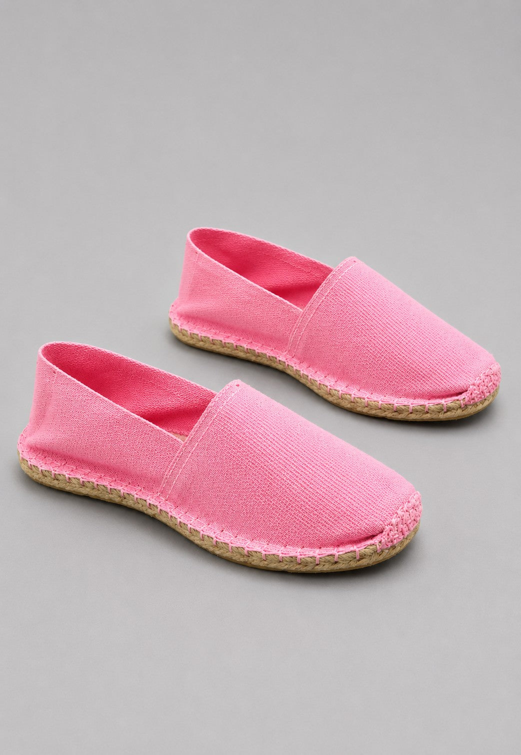 Rosafarbene Espadrilles aus Jutegarn im baskischen Stil