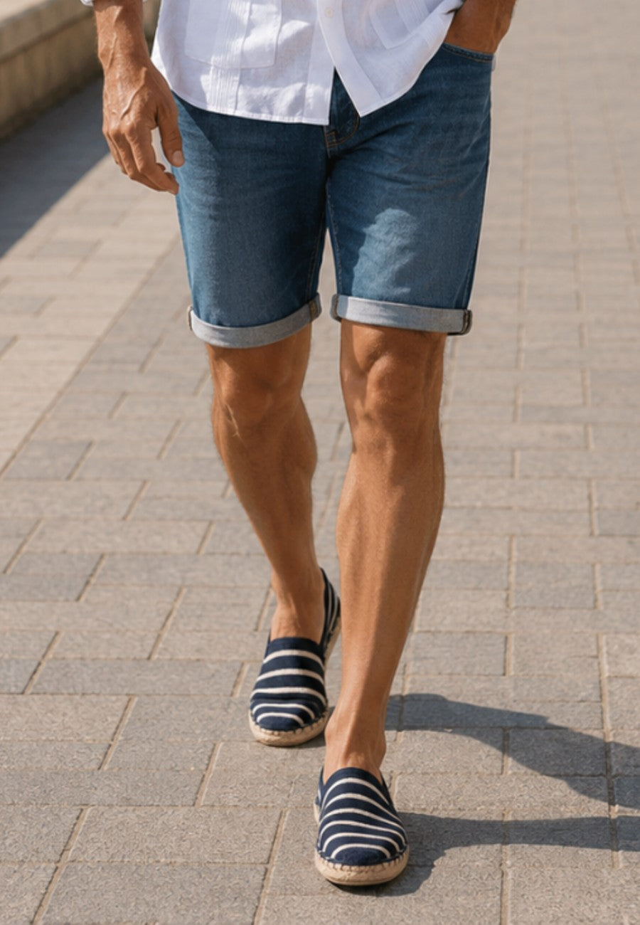 Espadrillas basse di iuta di colore nero con righe