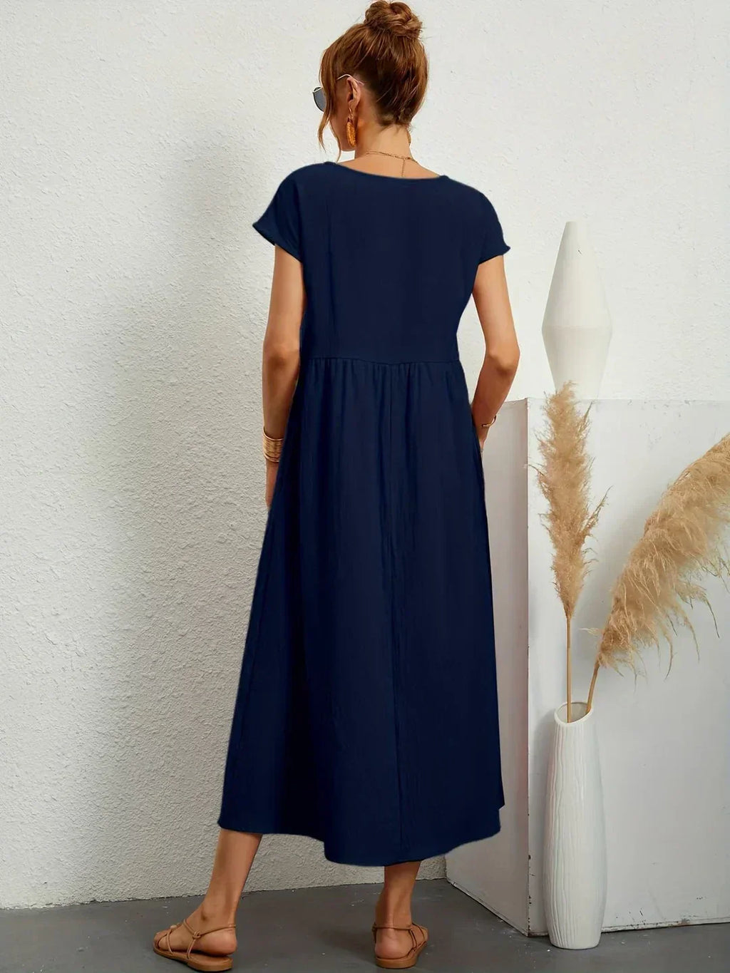 GABRIELA™ | VESTIDO MIDI FLUIDO DE ELEGANCIA ATEMPORAL