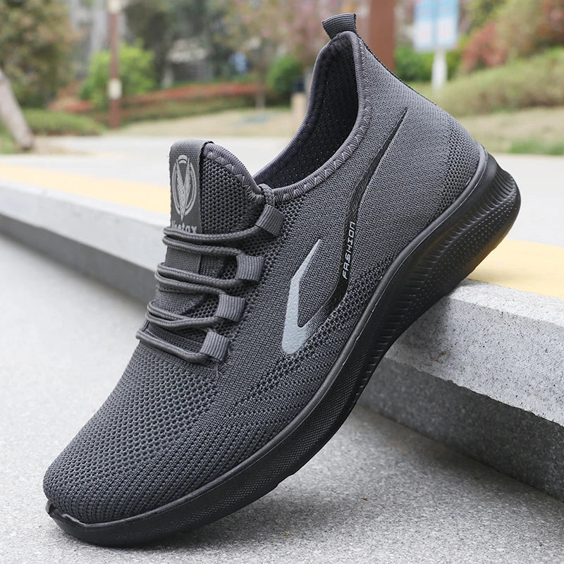 Atmungsaktive Sportschuhe der Sport-Klasse